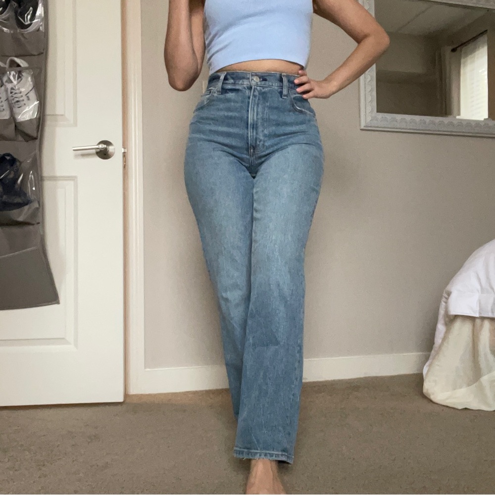 Abercrombie 90s Ultra High Rise Straight Jeans